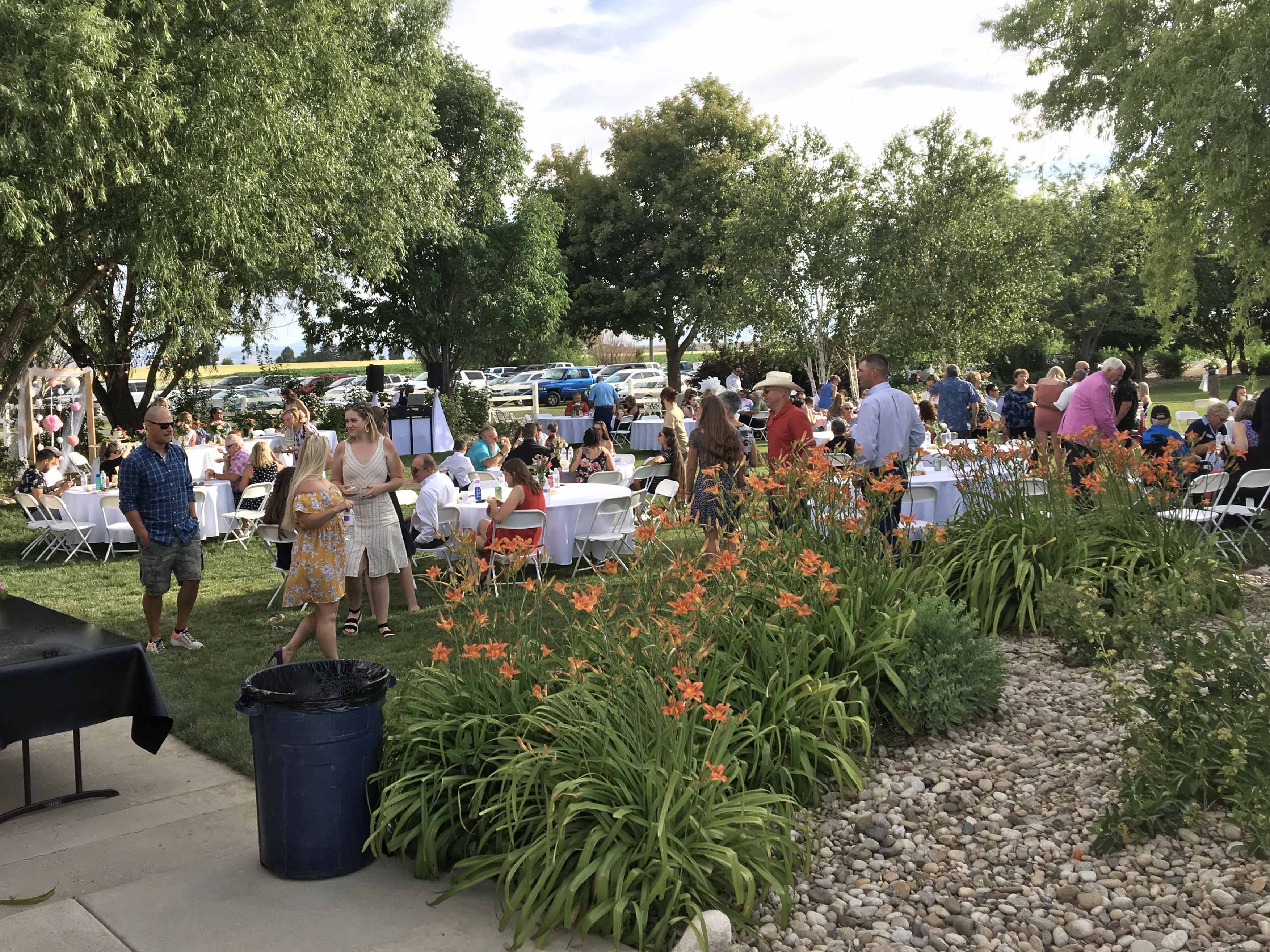 outdoor wedding reception guests at SunflowerLane